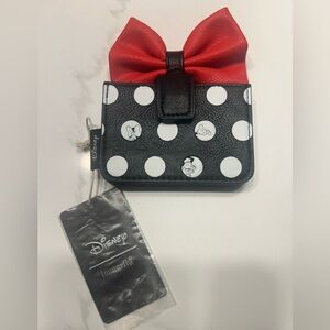 Disney Loungefly Minnie NWT